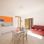 Pomposa 3*