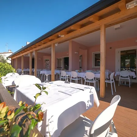 Pomposa アパートホテル 3*