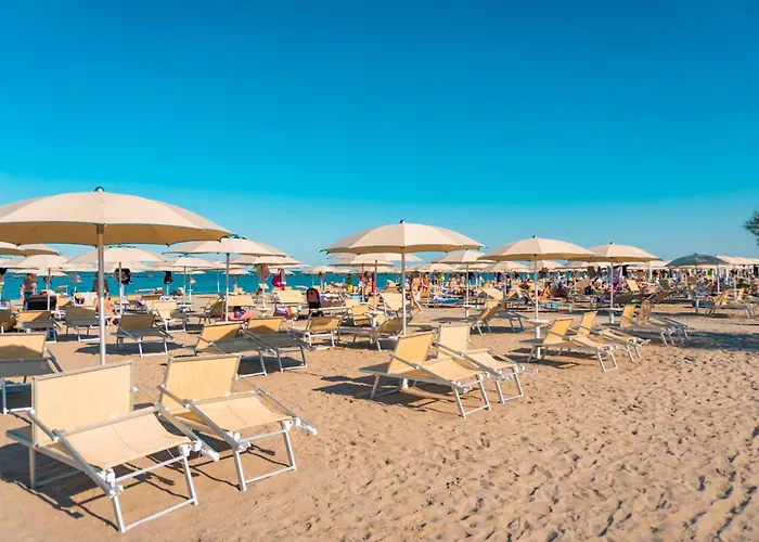 Pomposa Aparthotel 3*